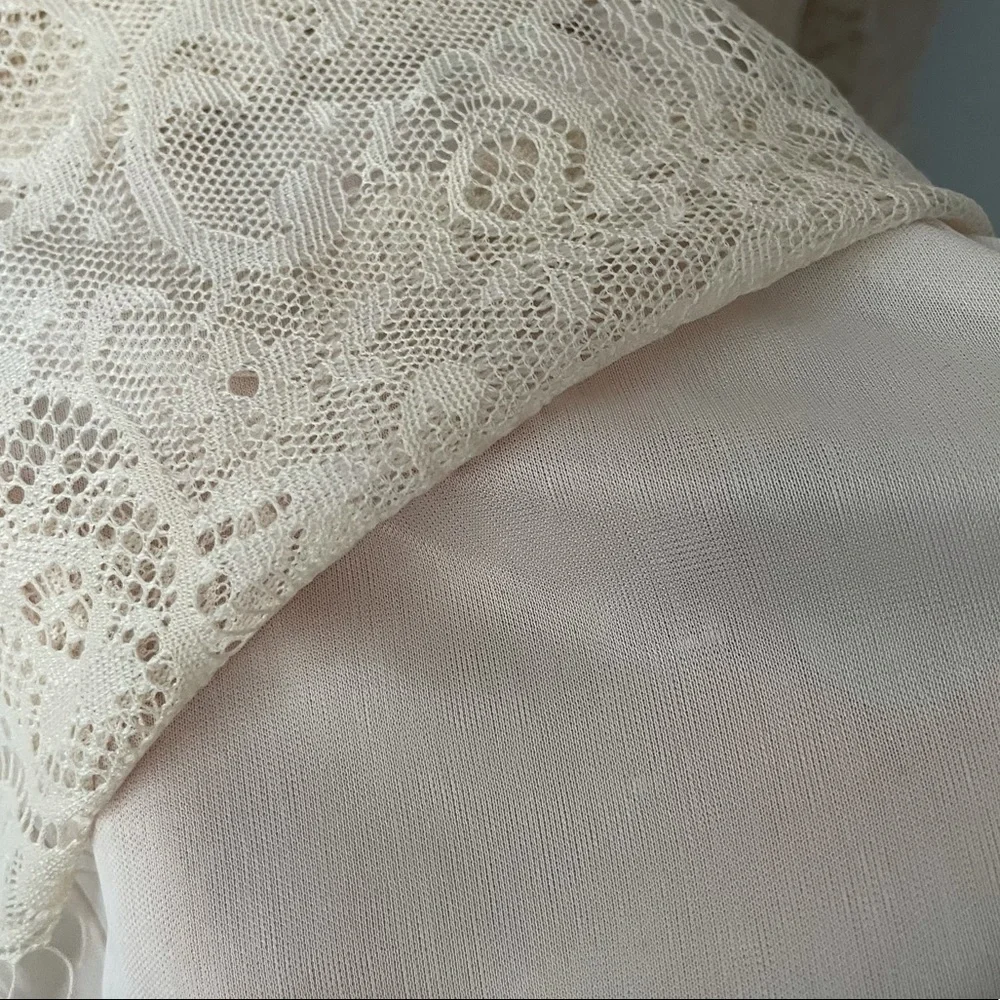EUC XS Mango all lace mini dress - Picture 2 of 5